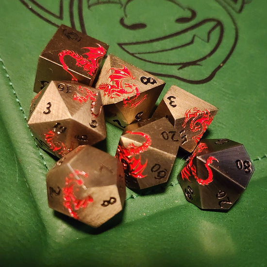 Bronze and red dragon emblem seven-piece metal dice set